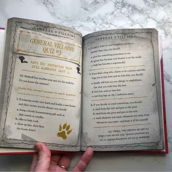 BUNDLE Books Dork Diaries - Ever after High Girl Stories - Picture 5 of 5